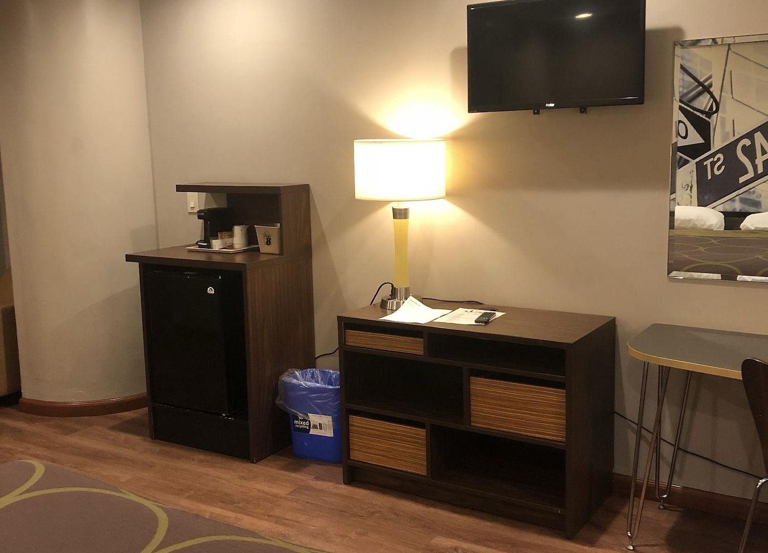 Super 8 By Wyndham Jamaica North Conduit Hotel