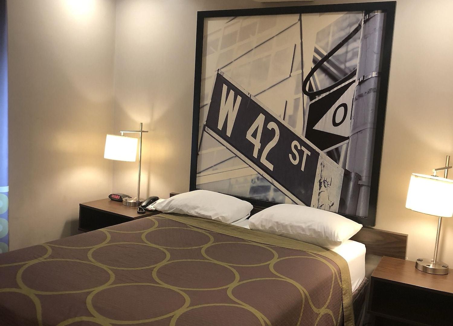 Super 8 By Wyndham Jamaica North Conduit Hotel New York