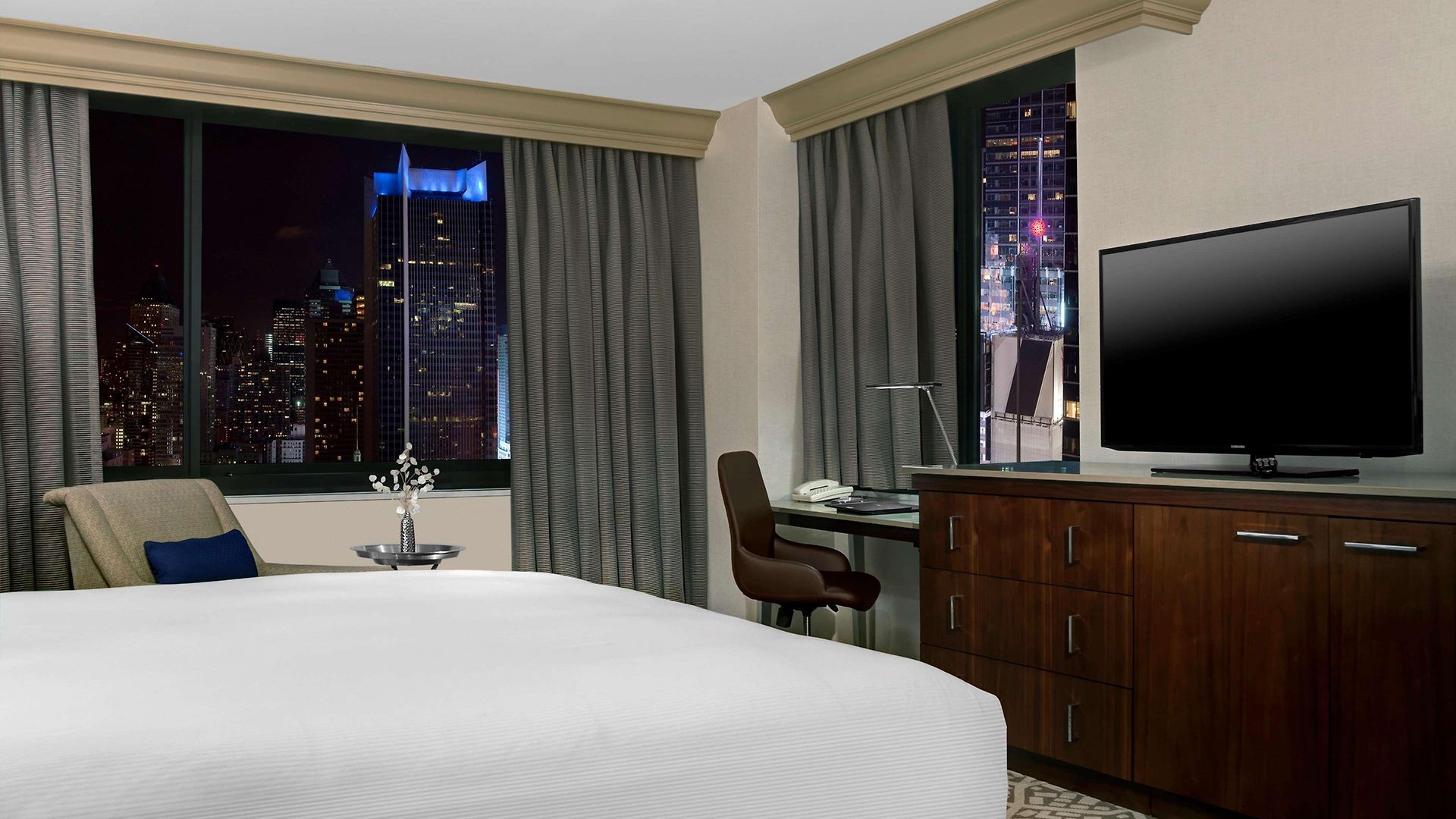 Hilton Times Square Hotel 4*
