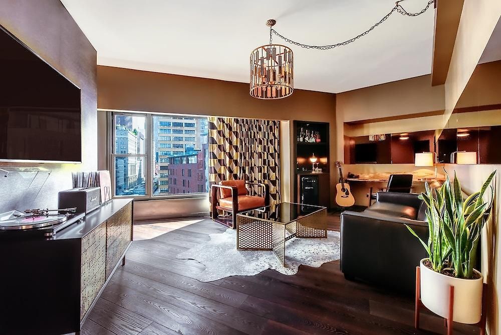 Roxy Hotel 4*