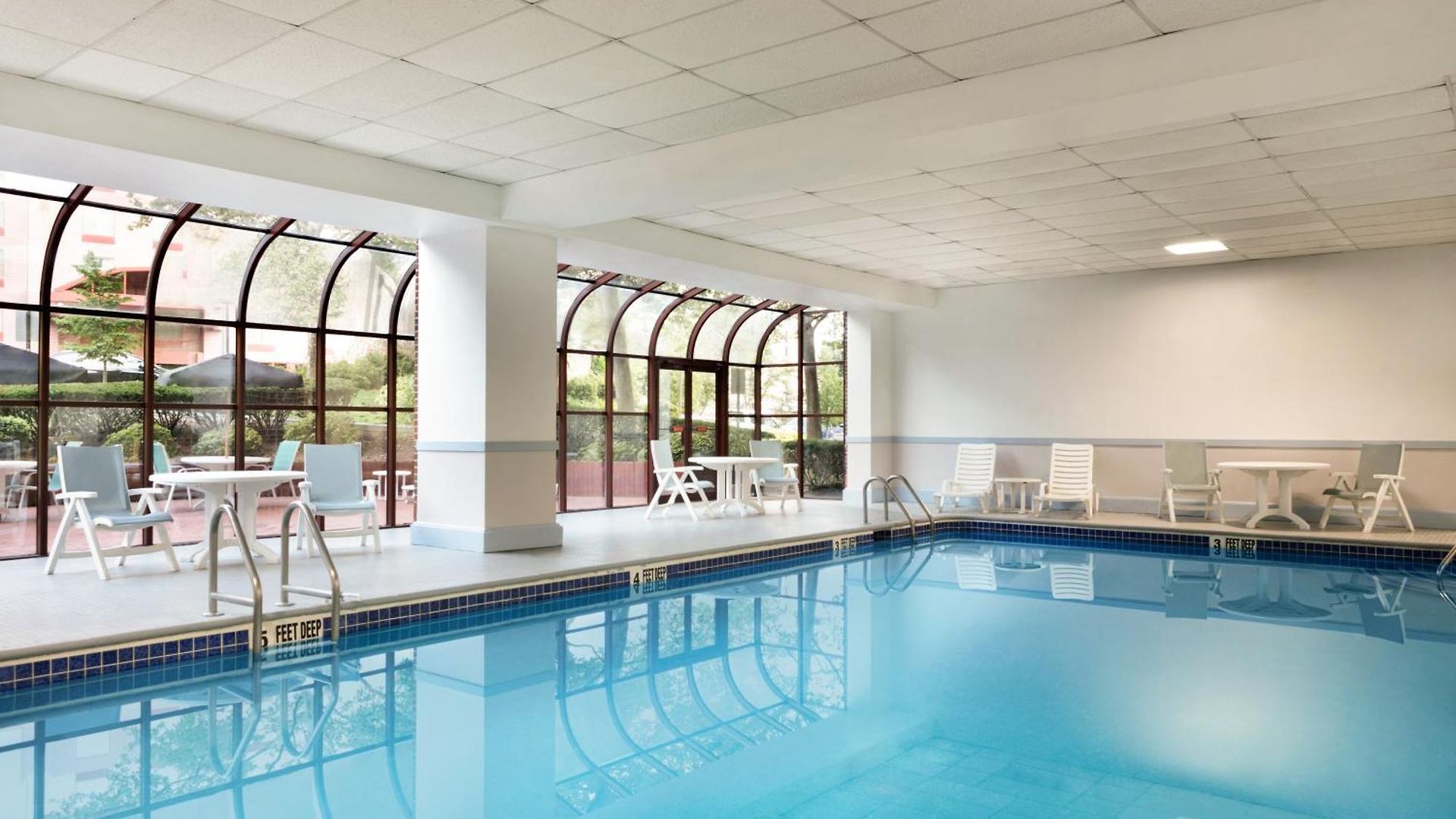 Doubletree By Hilton New York-laguardia Hotel New York