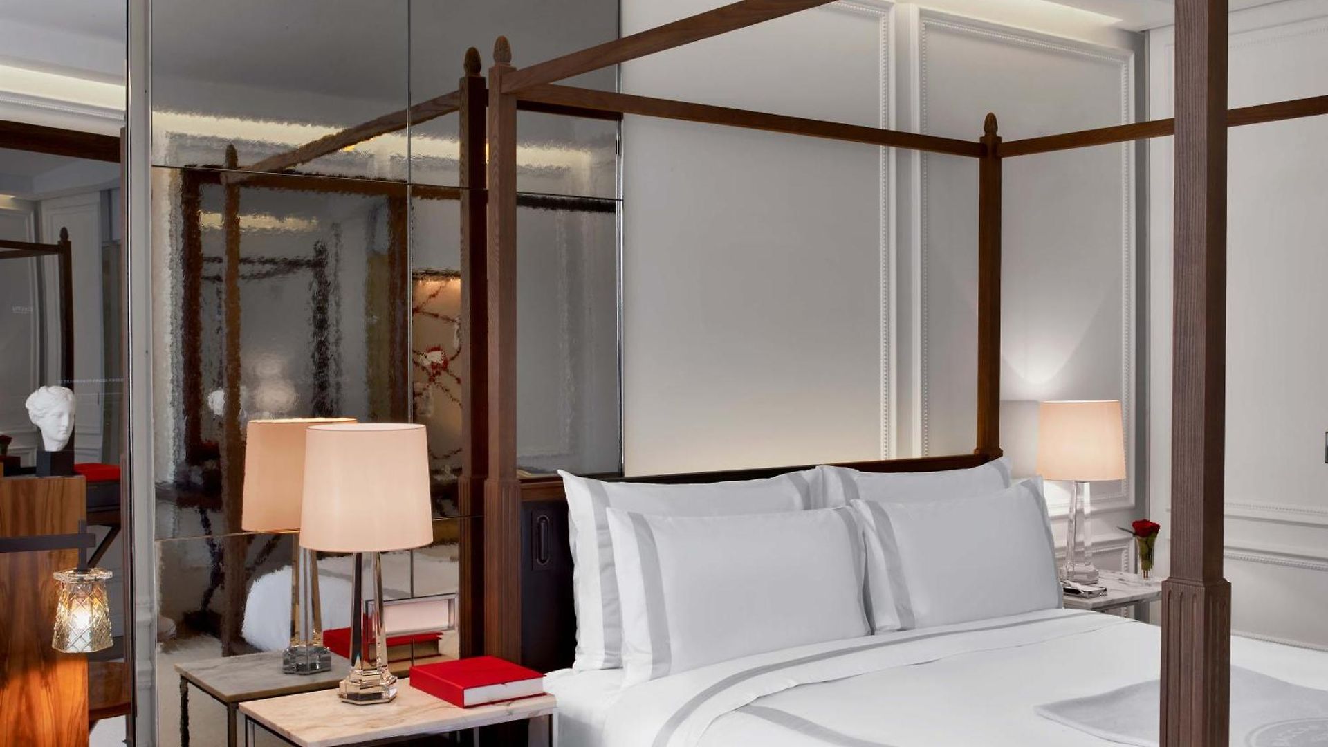 Baccarat And Residences Hotel