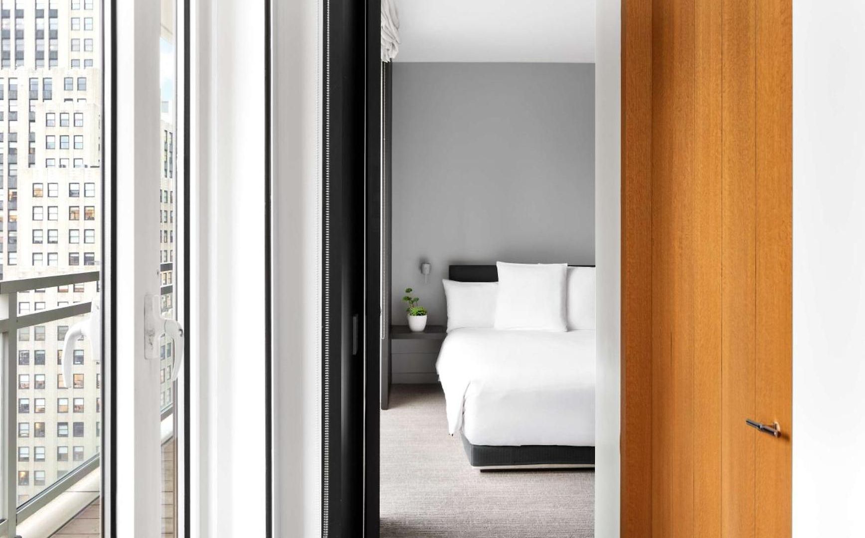 Andaz 5th Avenue, By Hyatt Hotel