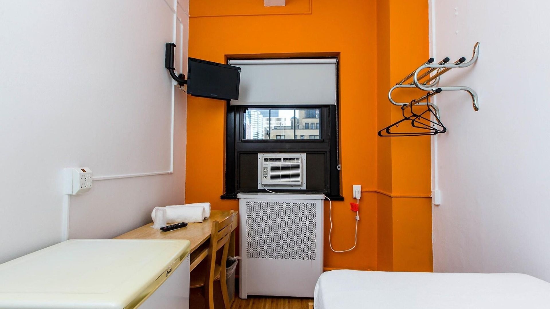 Vanderbilt Ymca Hostel *
