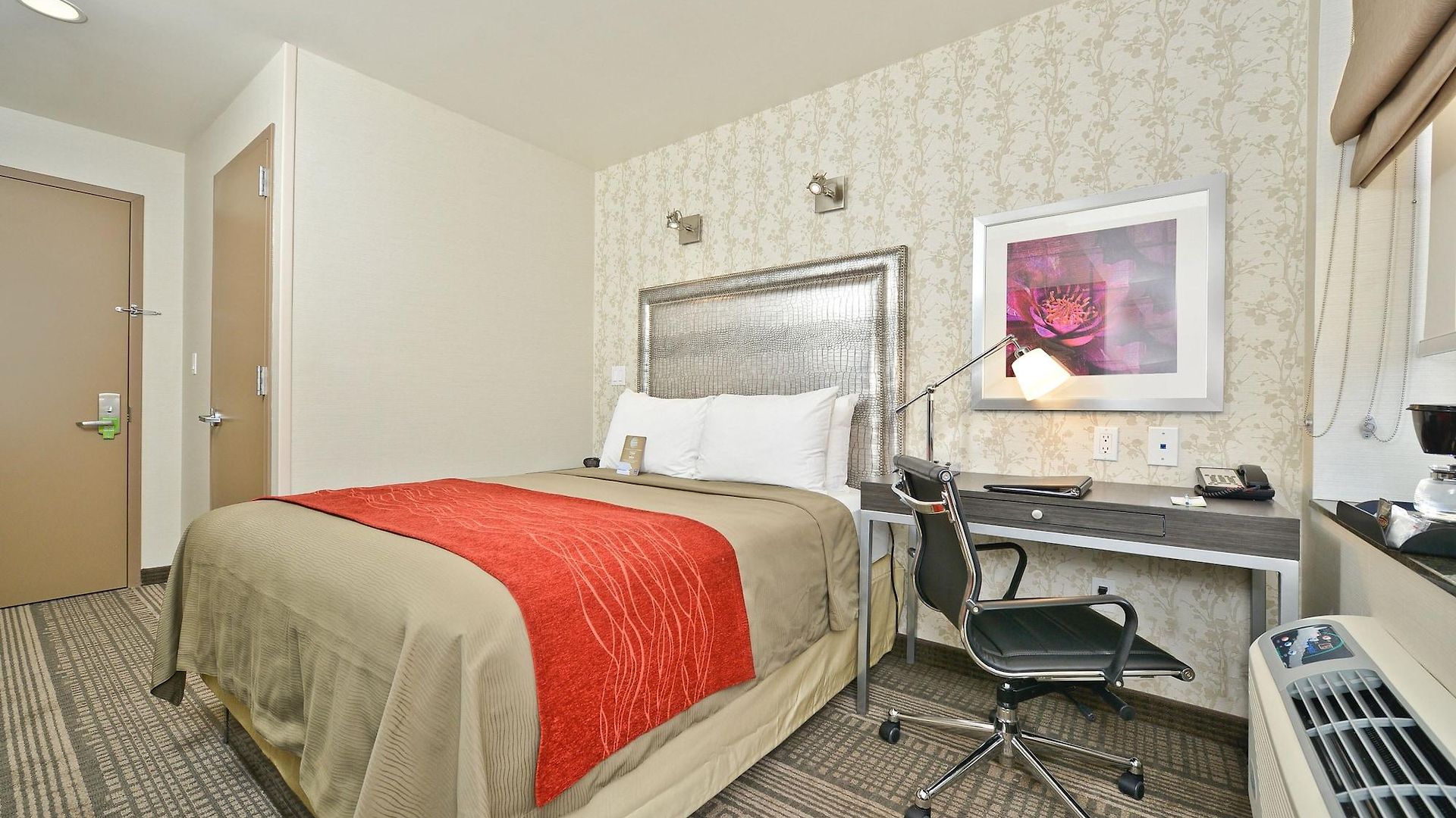 Times Square West Hotel, Bw Signature Collection Hotel