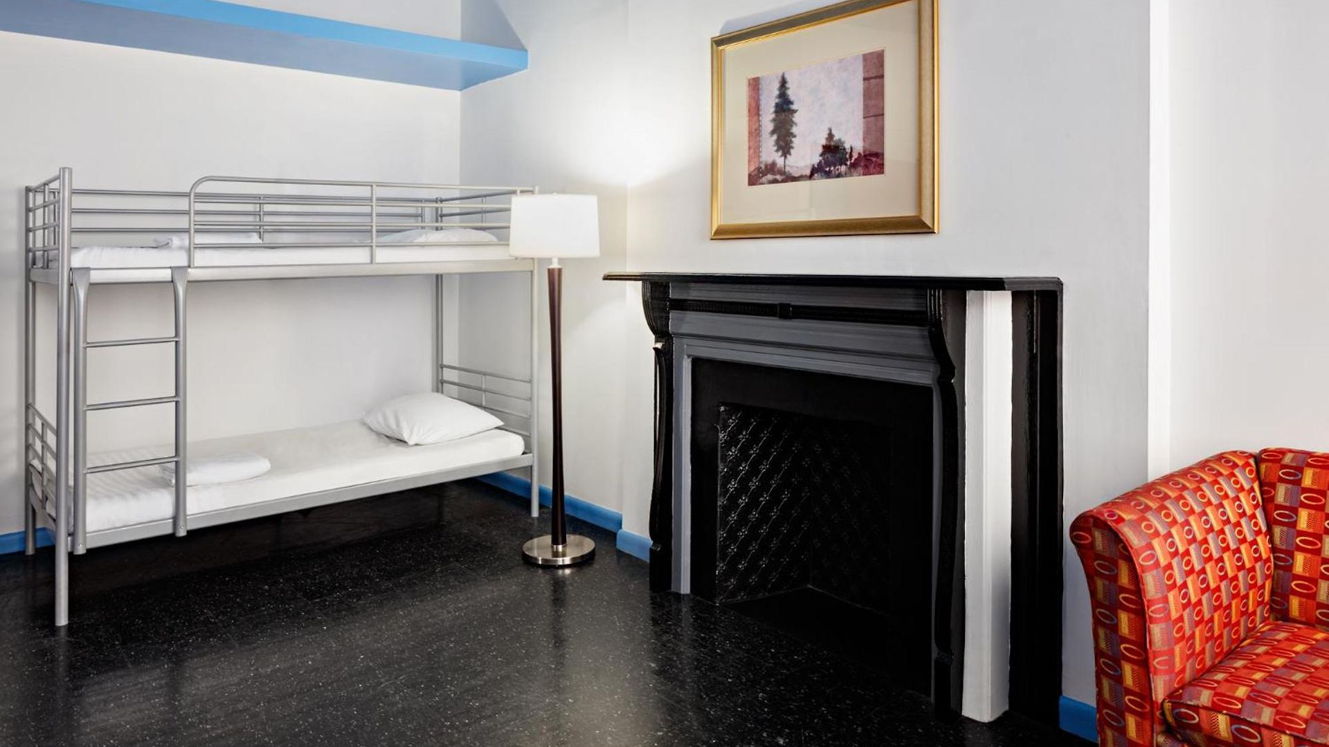 Hostel Park West