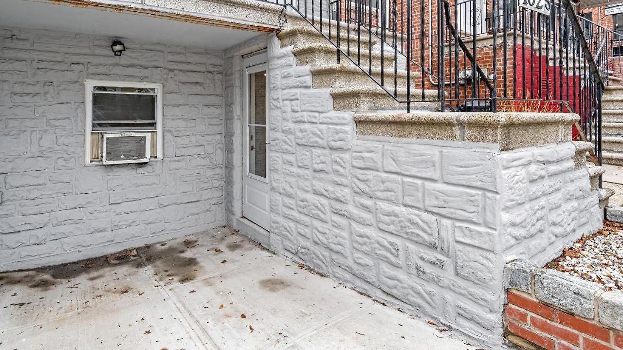 2 Bed Fully Renovated New York