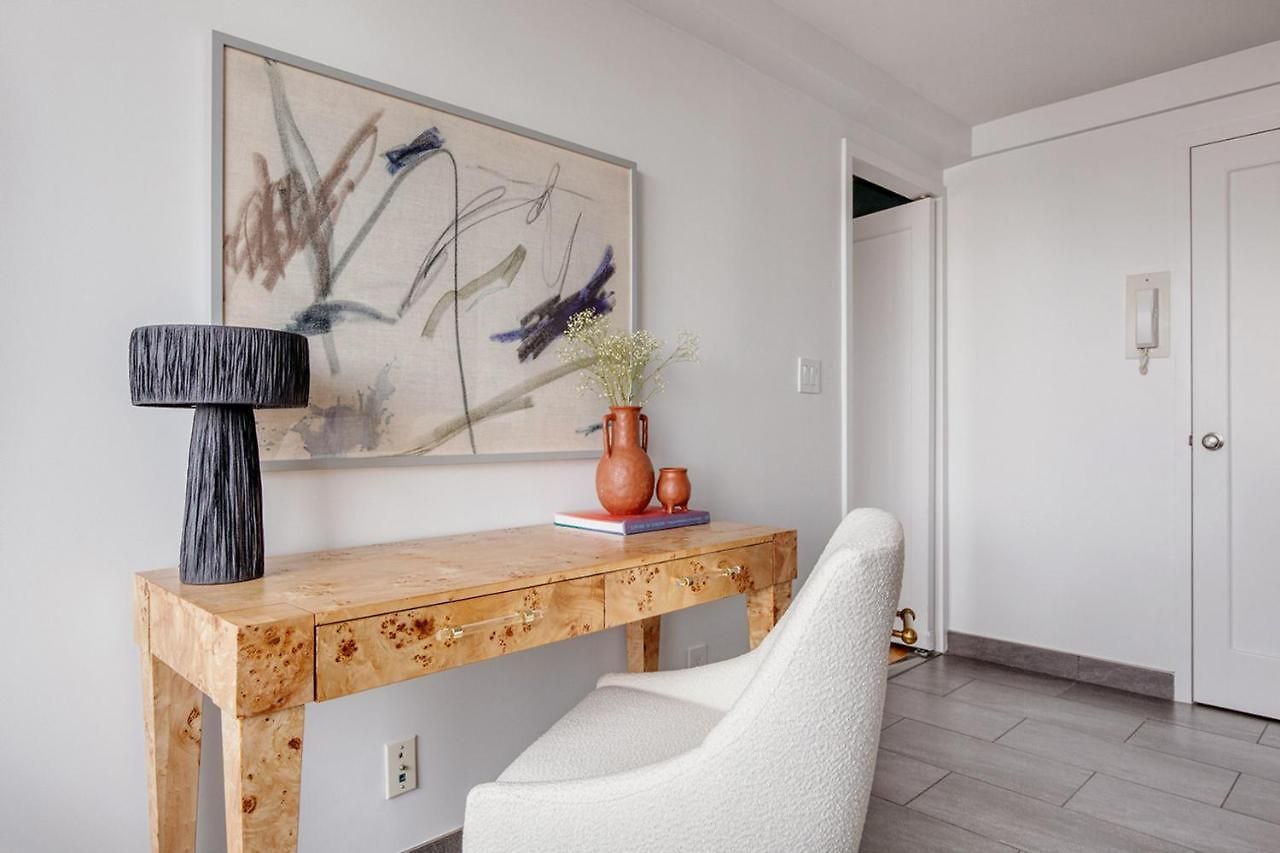 Apartment Ues 3br W Balcony Doorman Nr Park Nyc-1192 New York