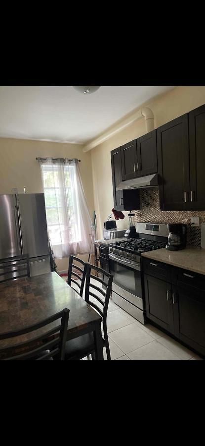 2 Spacious Oasis To Choose From 20 Min From Manhattan In A Quiet Neighborhood New York