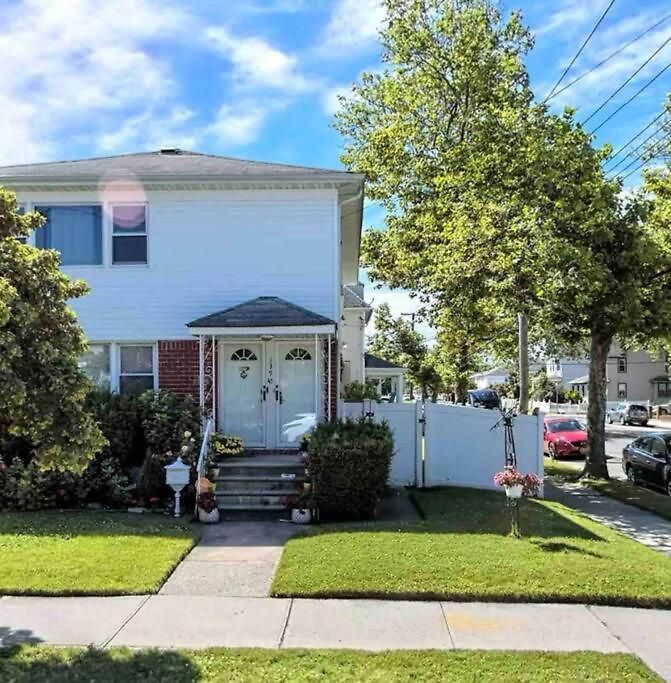 The Circle Near Jfk + Shopping Mall Holiday home New York