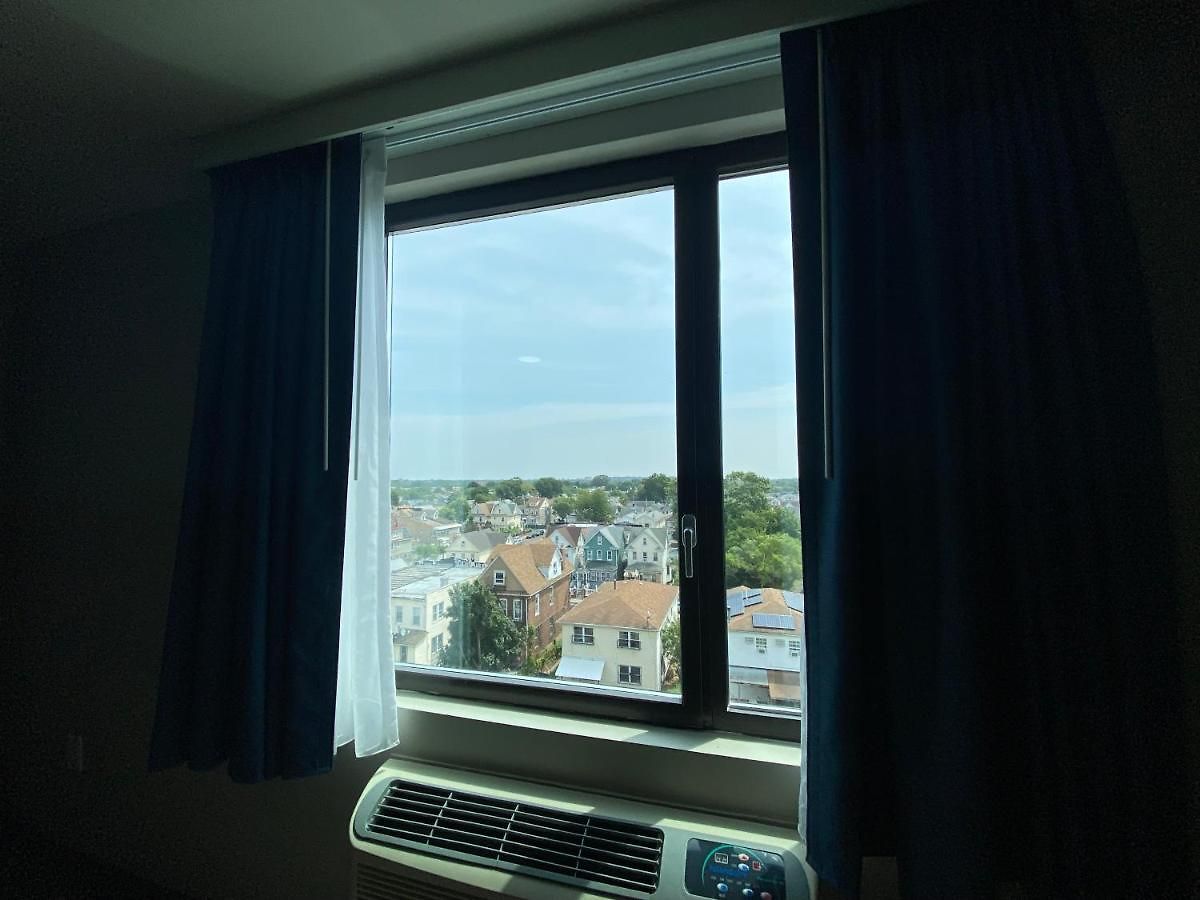 Liberty & Suites-jfk Airport- La Guardia Airport Hotel