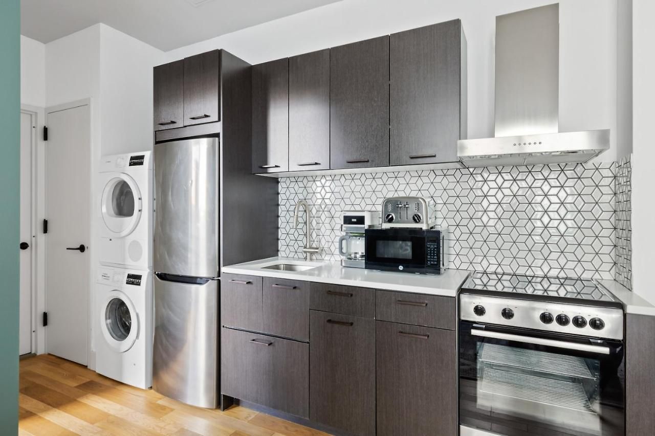 E Village 1br W Wd In Unit Nr Union Sq Nyc-326 New York