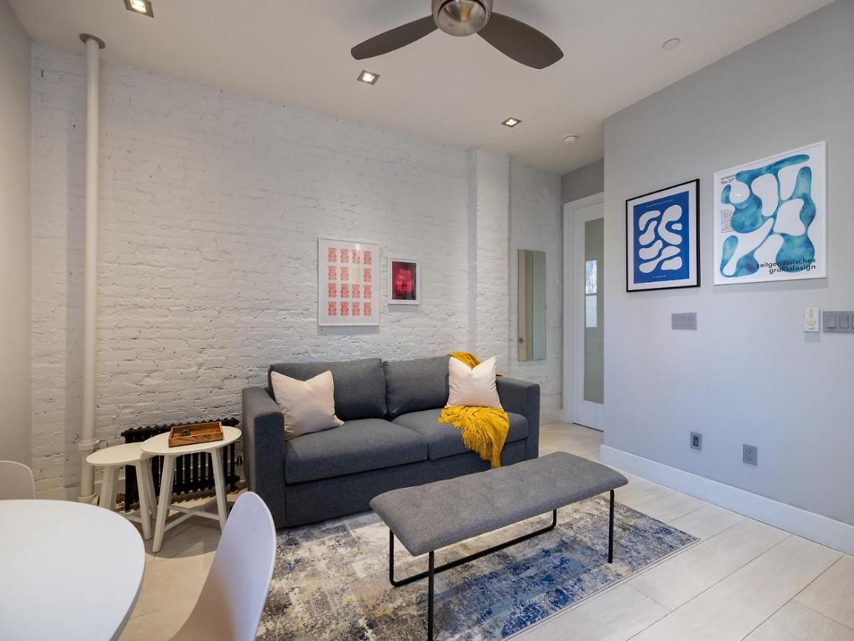 Apartment Cozy & Convenient Midtown Condo-hotel! New York