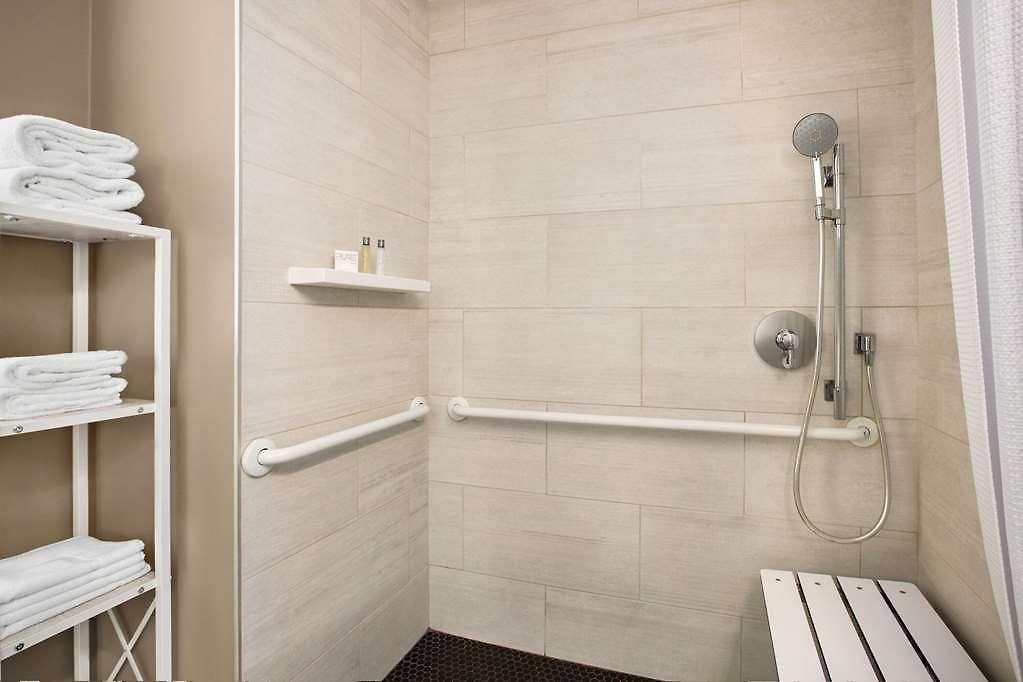 Hotel Wingate By Wyndham Bronx Haven Park
