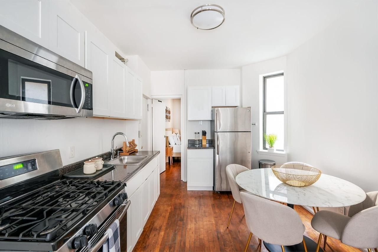 1288-3rn New Renovated 1 Bedroom In Ues * New York