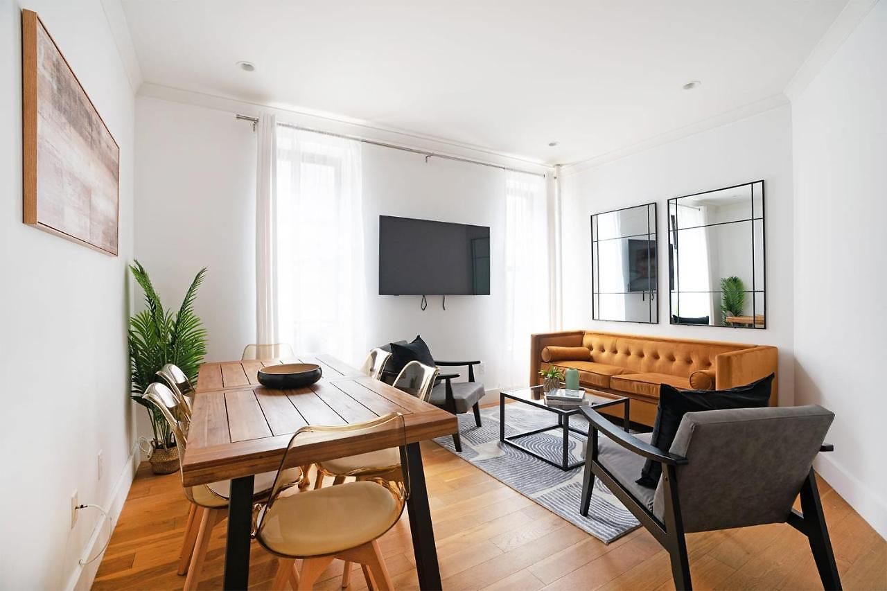 403-3c Newly Renovated 3br In Prime Ues * New York