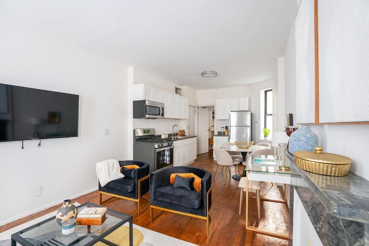 Apartment 1288-3rn New Renovated 1 Bedroom In Ues New York