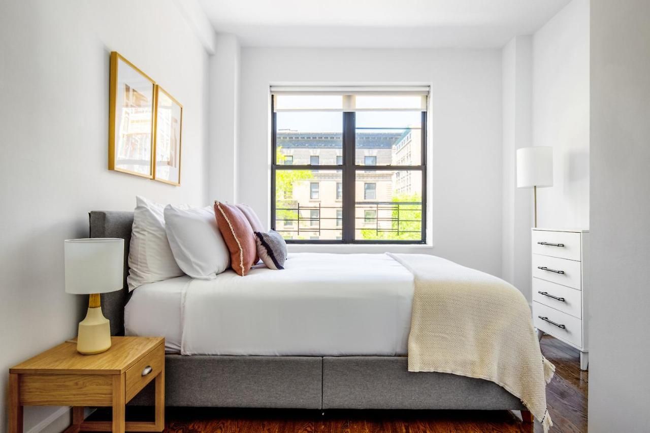 Apartment Uws 2br W Doorman Elevator Gym Nr Park Nyc-602