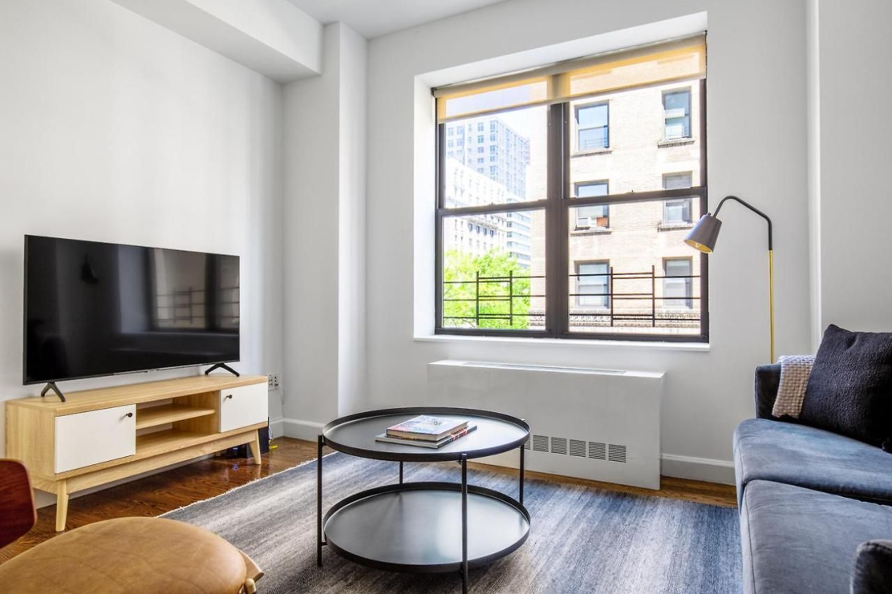 Uws 2br W Doorman Elevator Gym Nr Park Nyc-602 New York
