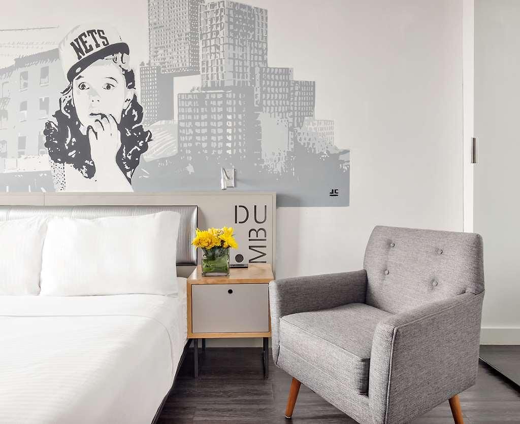 Nu Hotel *