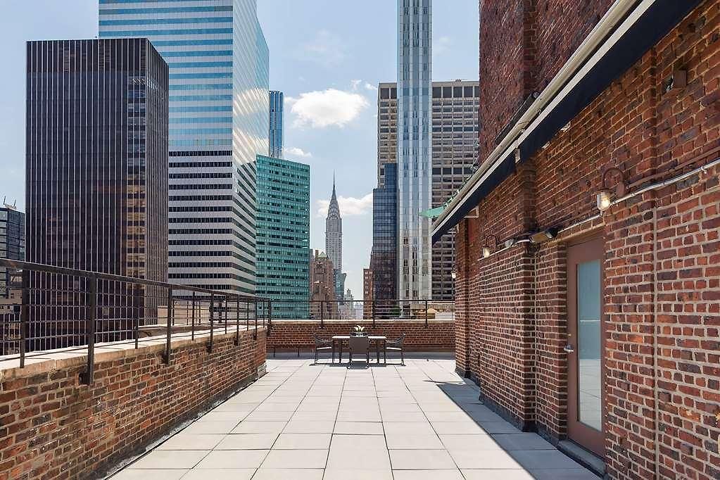 57 By Luxurban, Trademark Collection By Wyndham Hotel