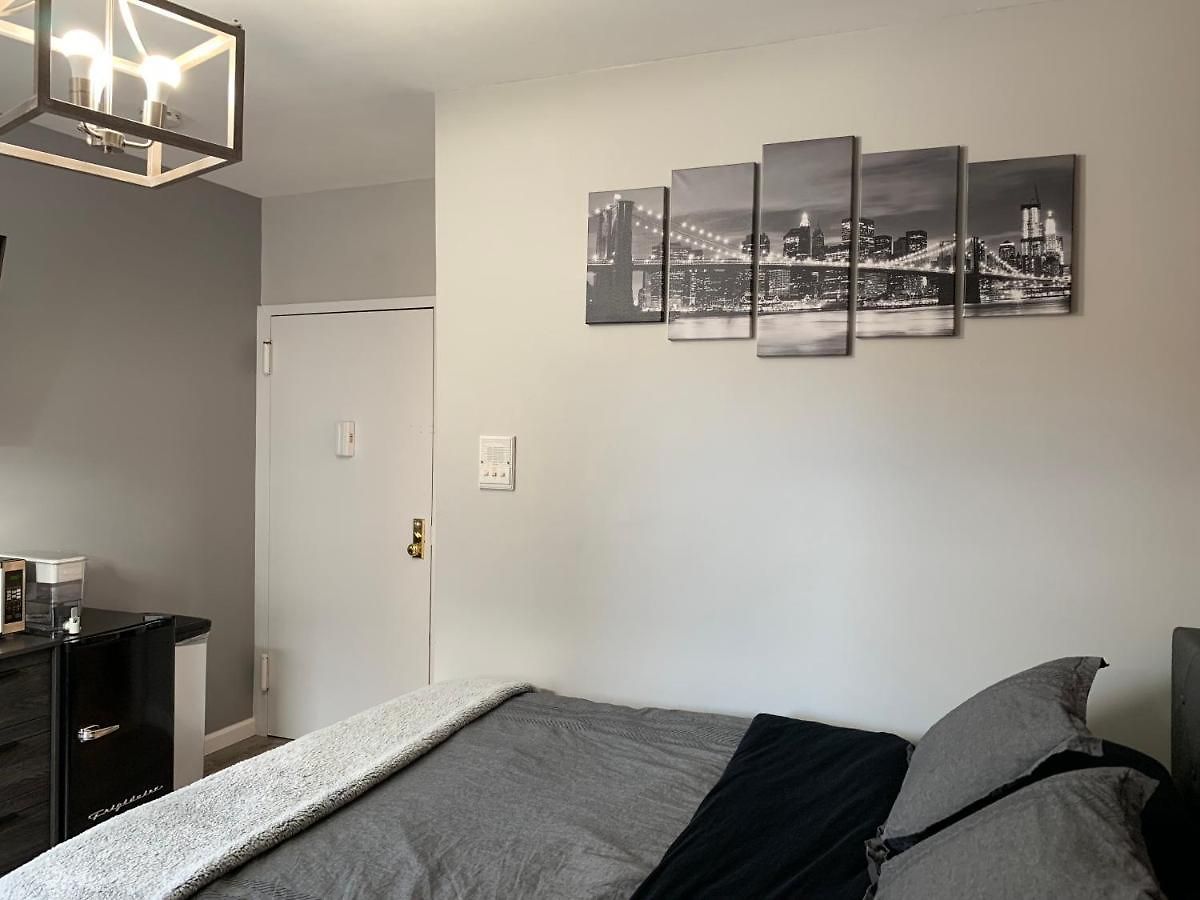 Apartment Brooklyn By The New York