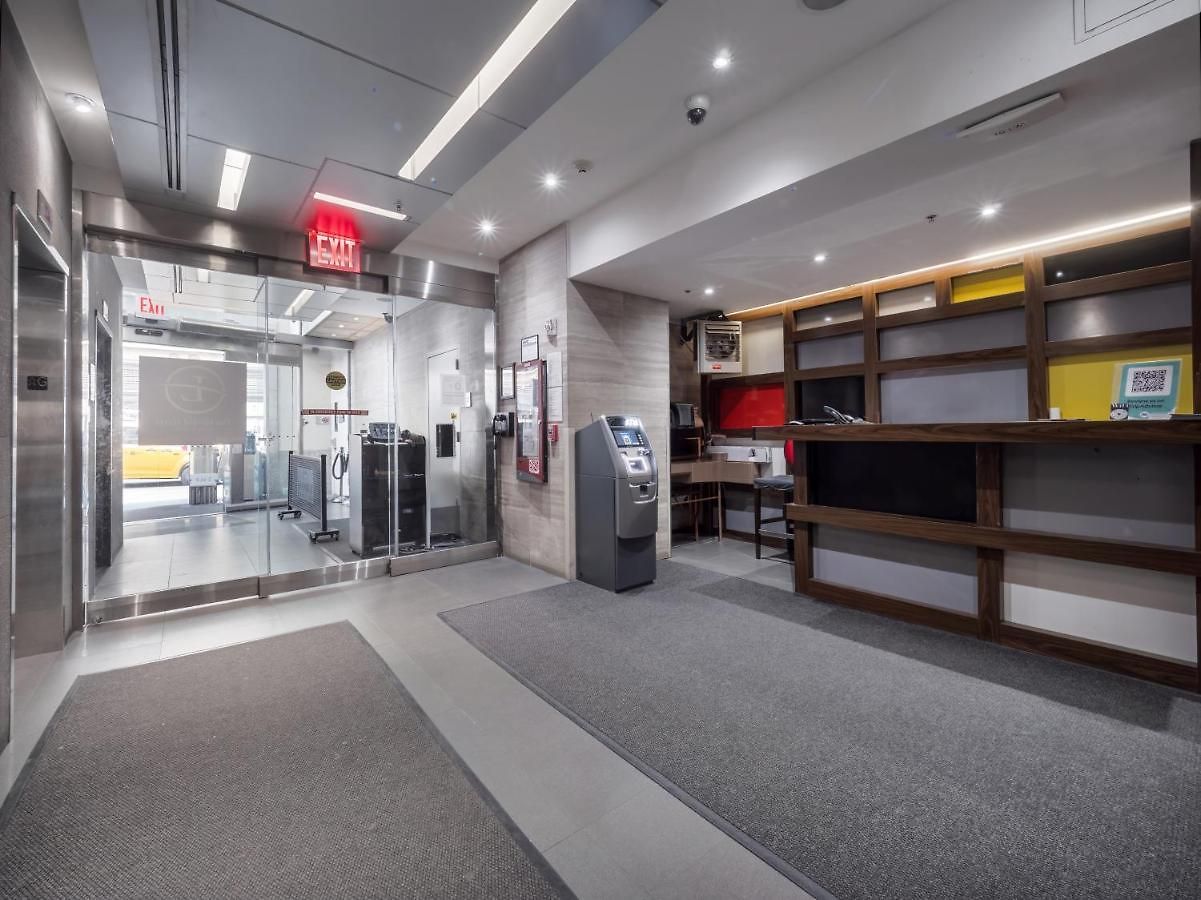 Courtyard By Marriott Manhattan/herald Square