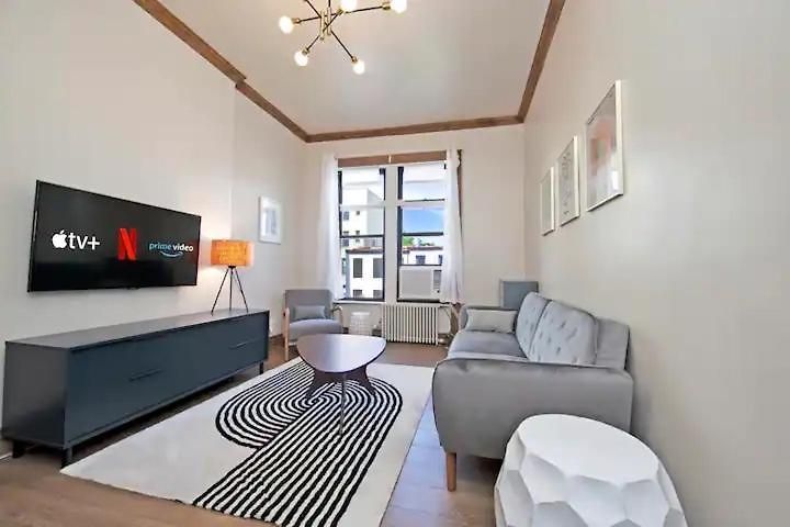 Private Outdoor Paradise Near The Prospect Park Apartment