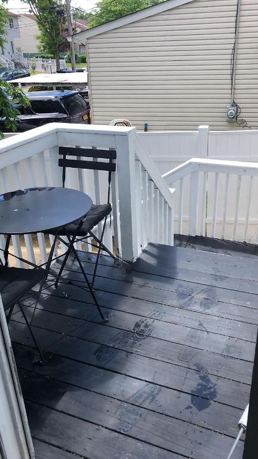 Cozzy With Private Entrance And Drive Way New York