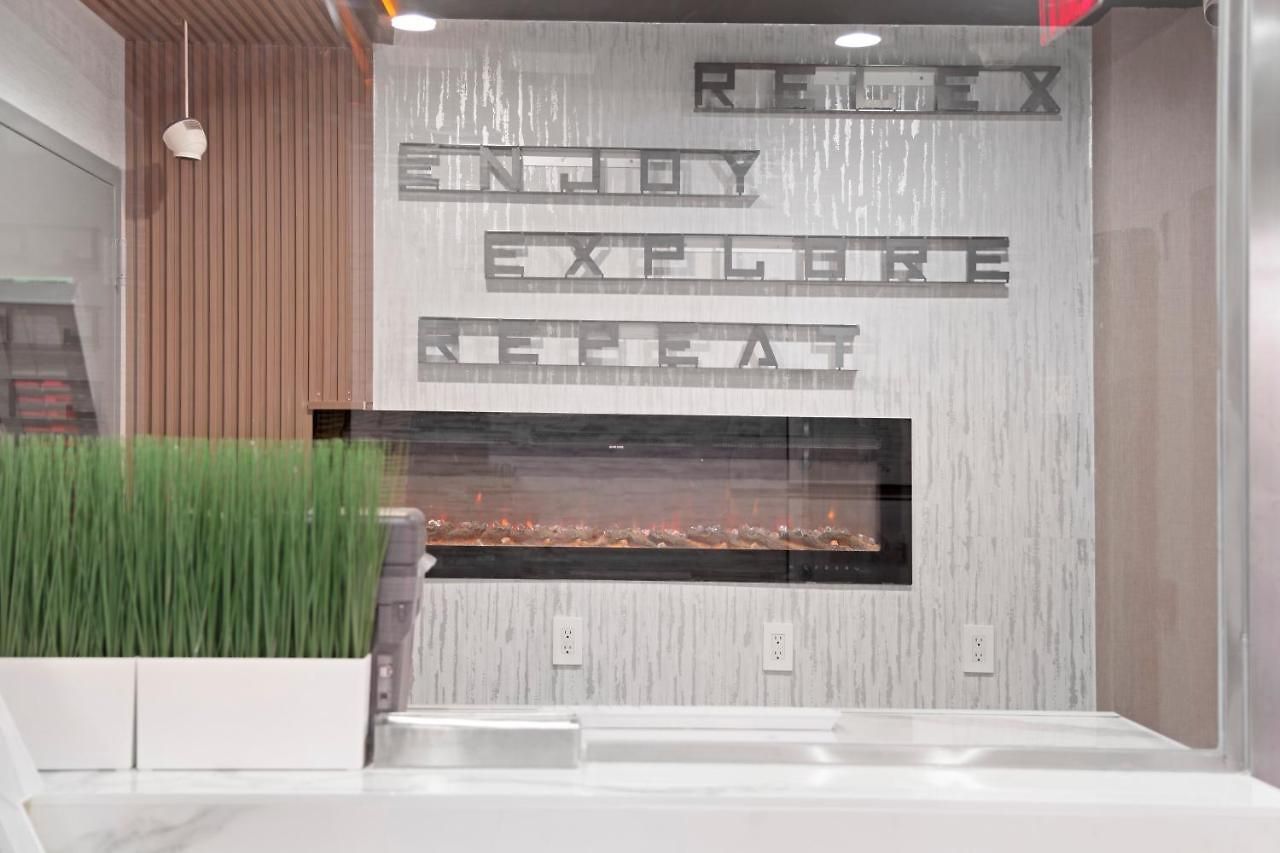 Tremont Bronx-grand Opening Hotel 3*