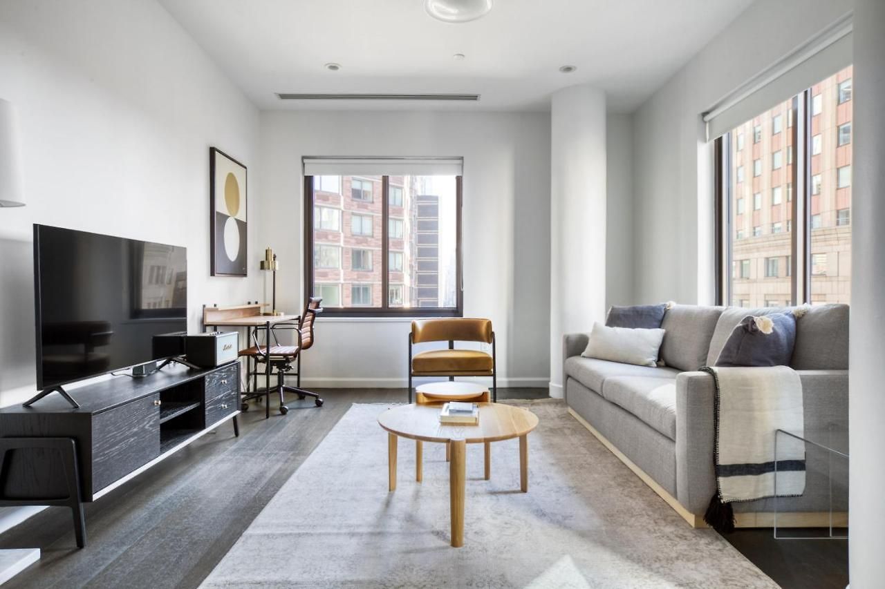 Tasteful Midtown W 1br W Gym Nr Times Sq Nyc-643 Apartment *