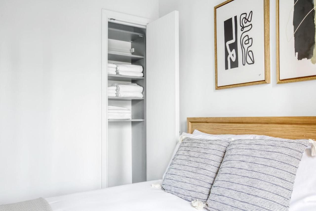 Apartment Tasteful Midtown W 1br W Gym Nr Times Sq Nyc-643 *
