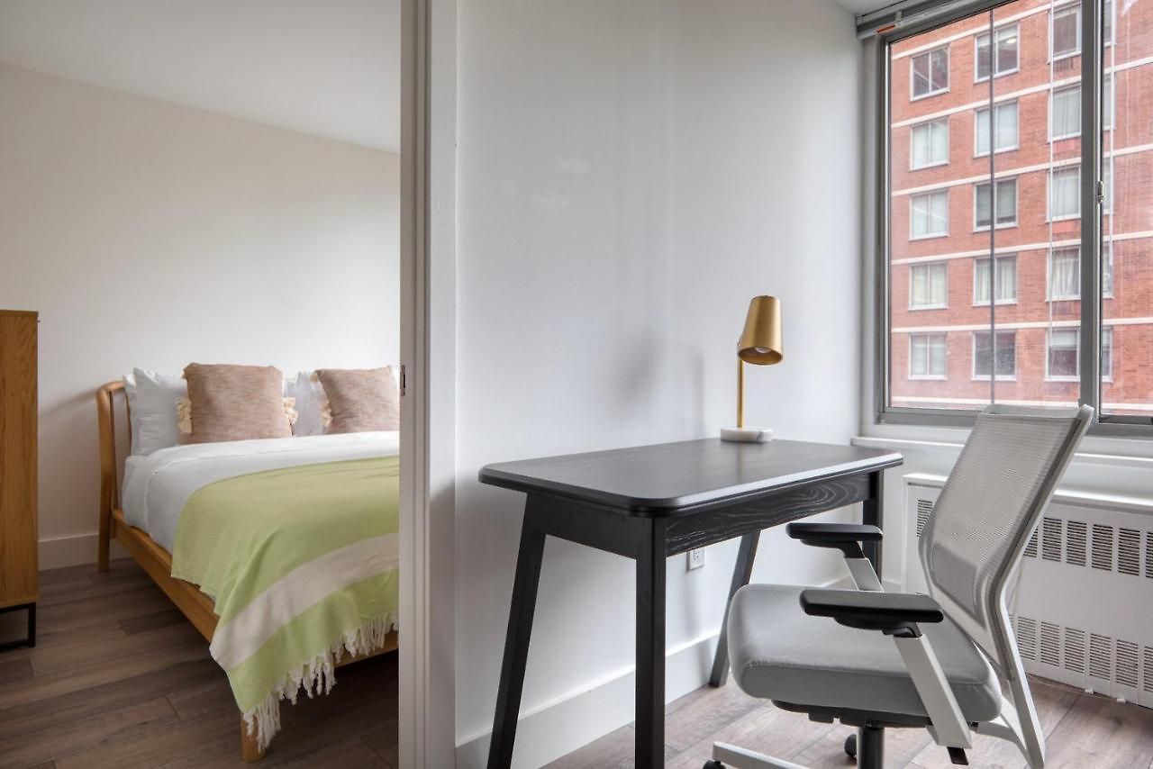 Kips Bay 1br W Gym Doorman Nr Hospitals Nyc-1271 *