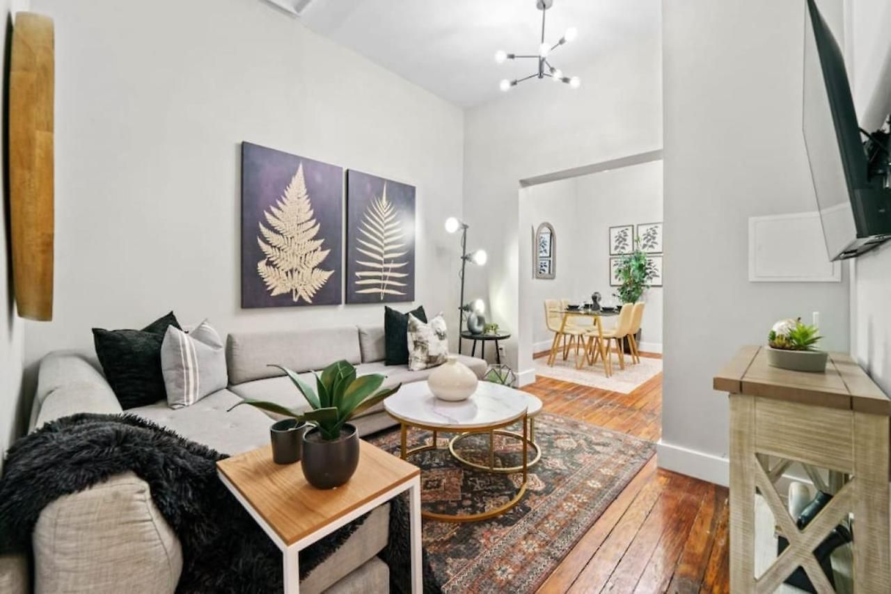 Spacious 3-bed Brownstone Near Columbia Uni