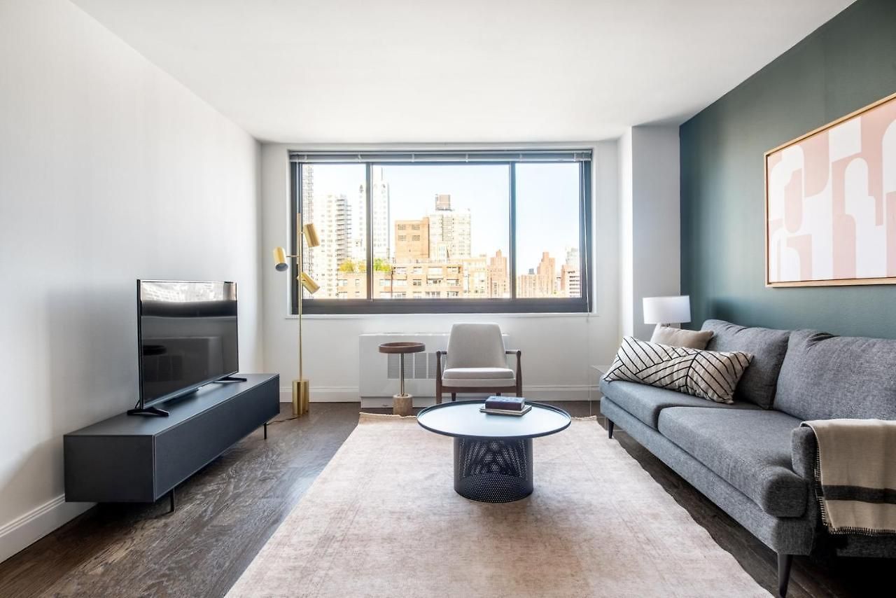Ues 1br W Gym Doorman Balcony Stunning Roof Nyc-503 * New York