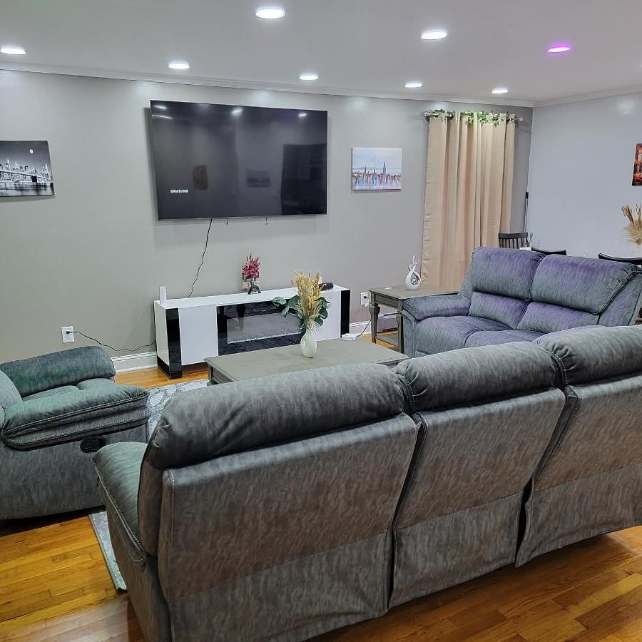 Cozy Shared With Host * New York