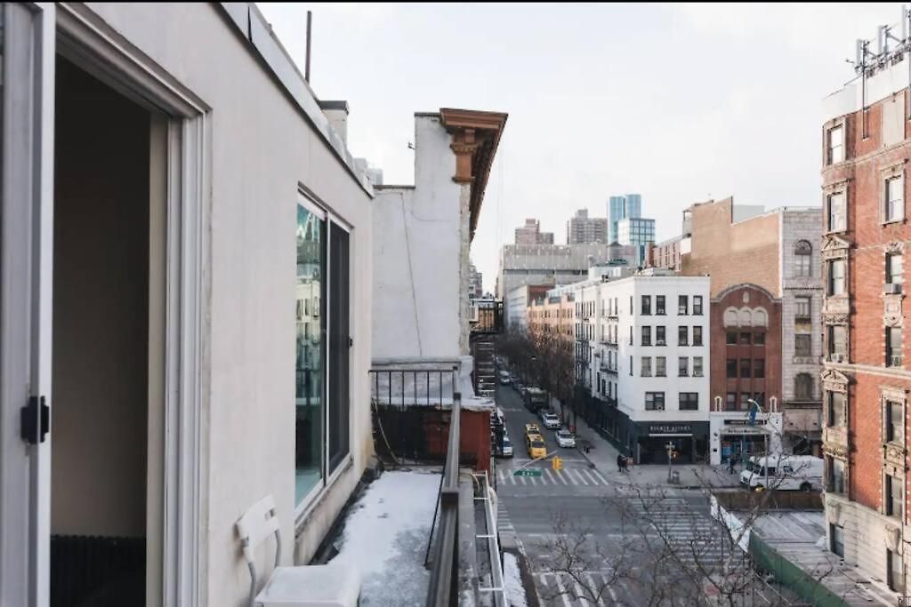 East Village Townhouse Apartment *