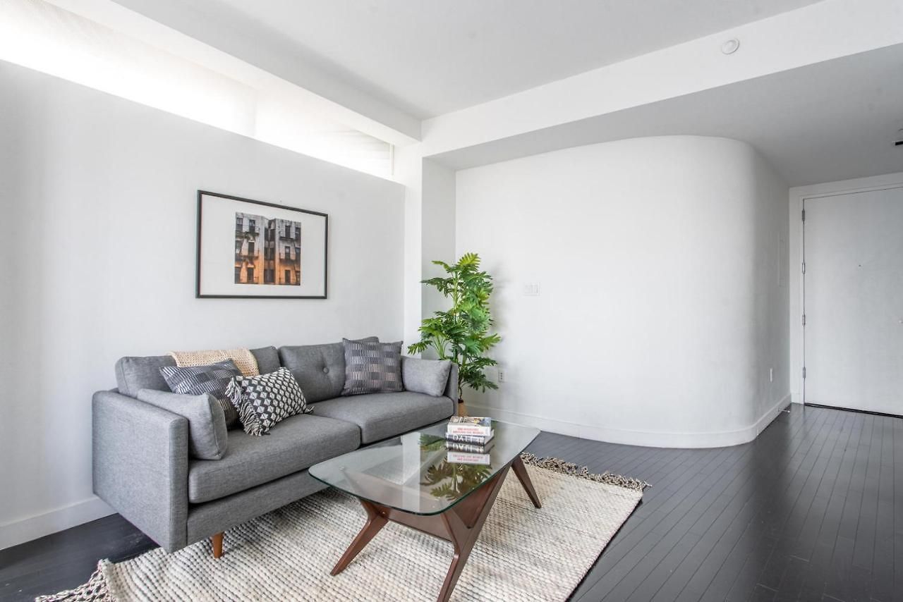 Financial District 1br W Wd Gym Elevator Nyc-1360 Apartment New York
