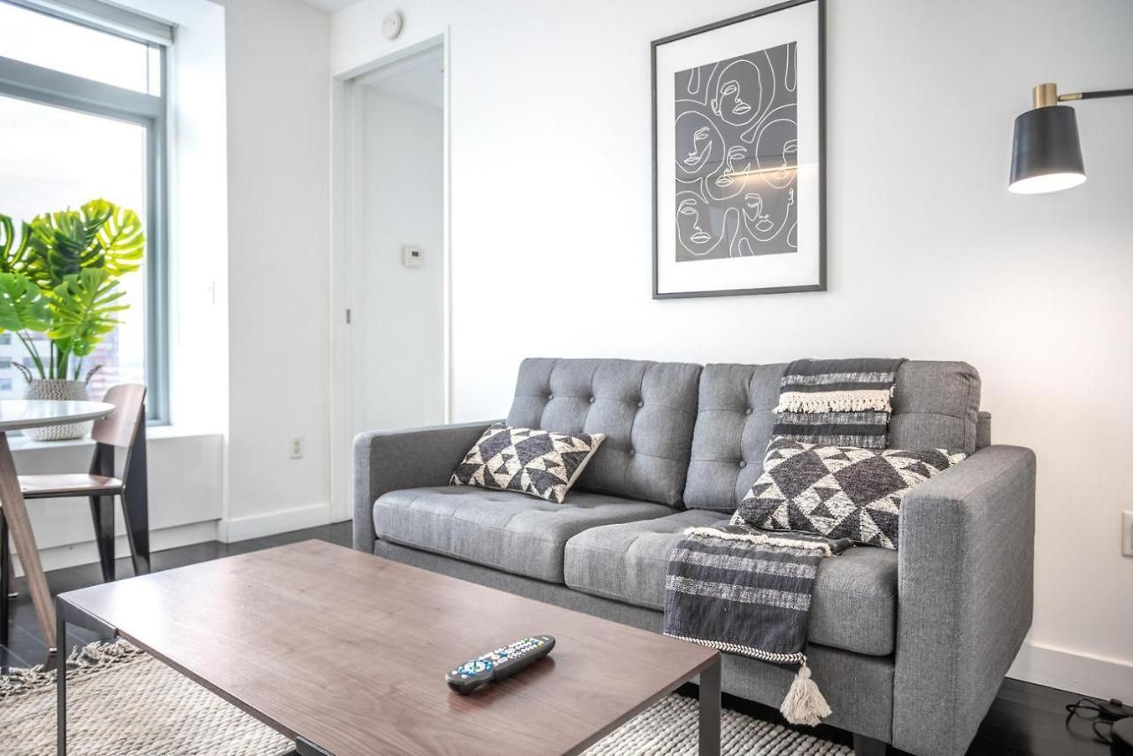 Apartment Financial District 1br W Wd Gym Elevator Nyc-1378 *