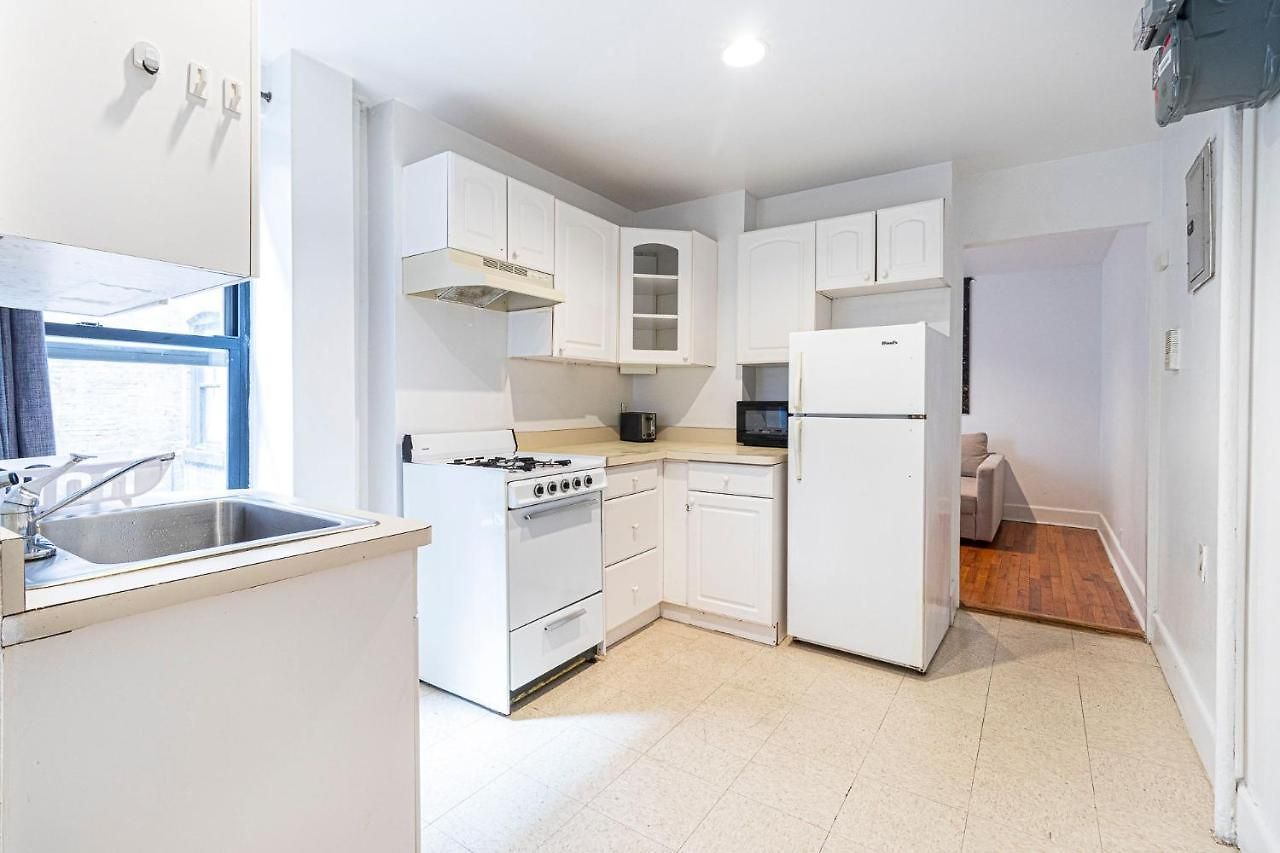 Apartment The Upper East Side Monthly *