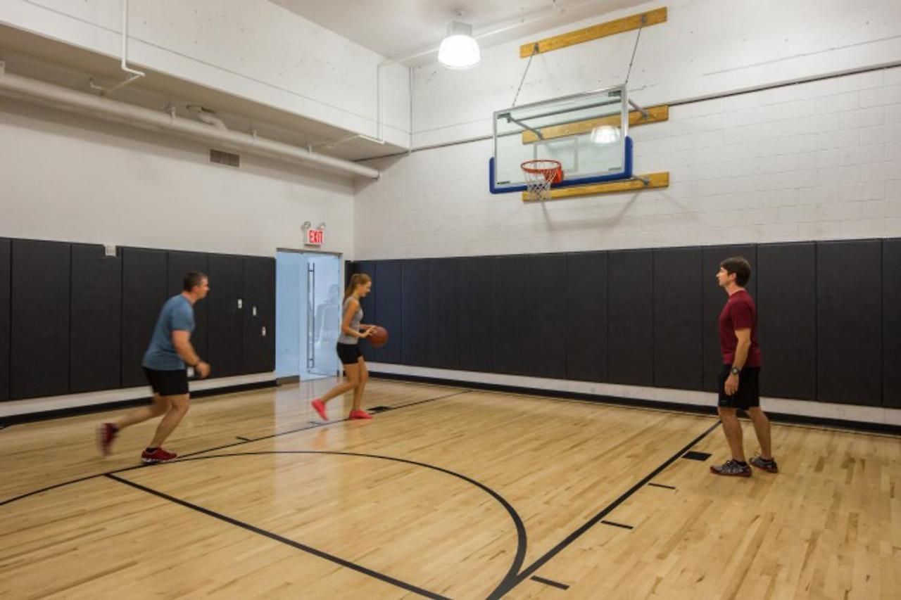 Midtown W 2br W Gym Pools Wd Doorman Nyc-360 *