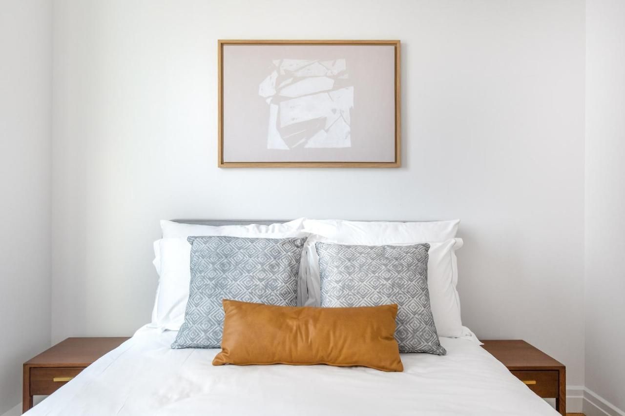 Apartment Midtown W 2br W Gym Pools Wd Doorman Nyc-360 New York