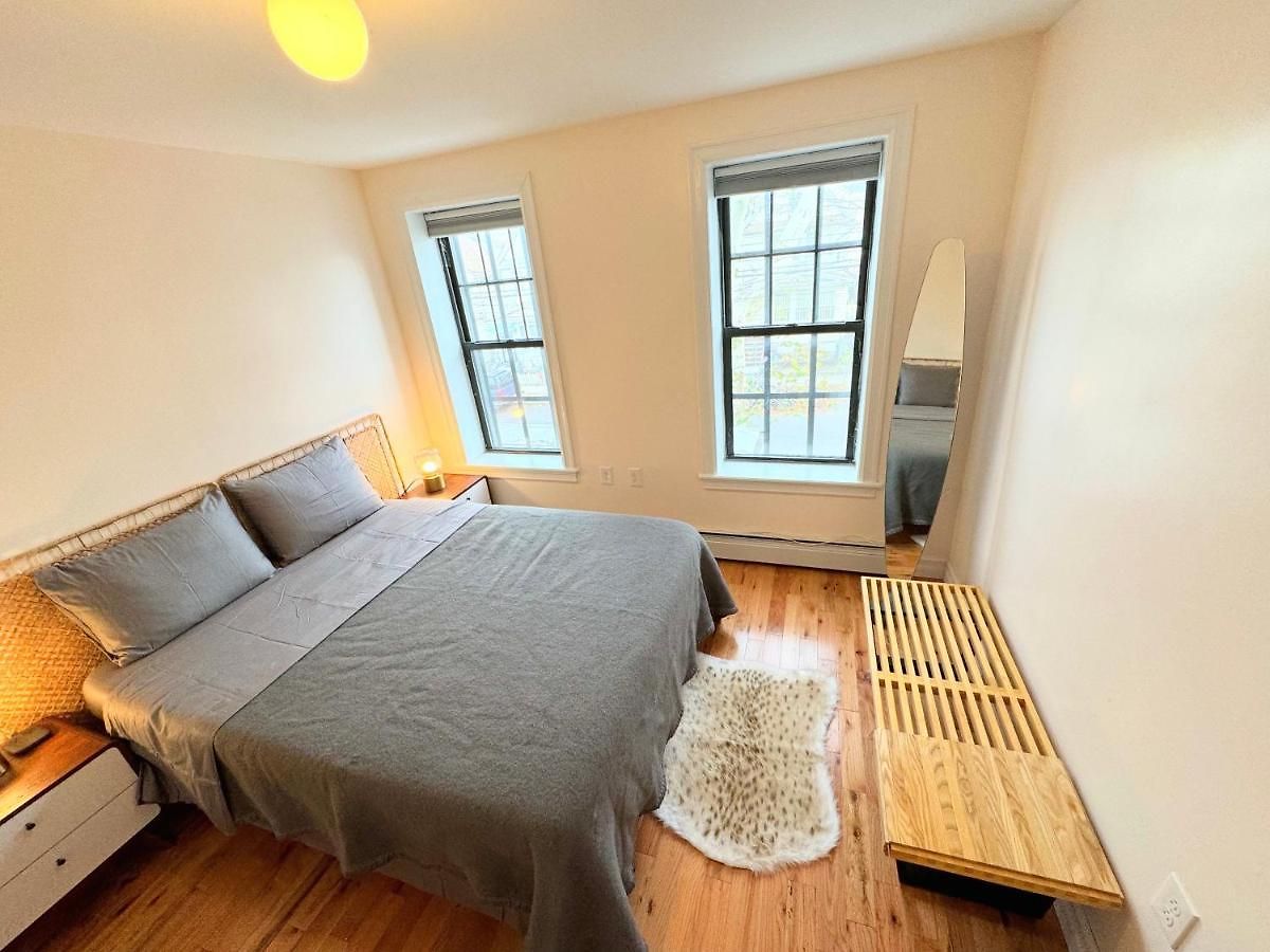 The Waltham Private & Bathroom John F Kennedy Jfk Lga Airport Manhattan Penn Station Bullet-train 15 Min Guest house 3*