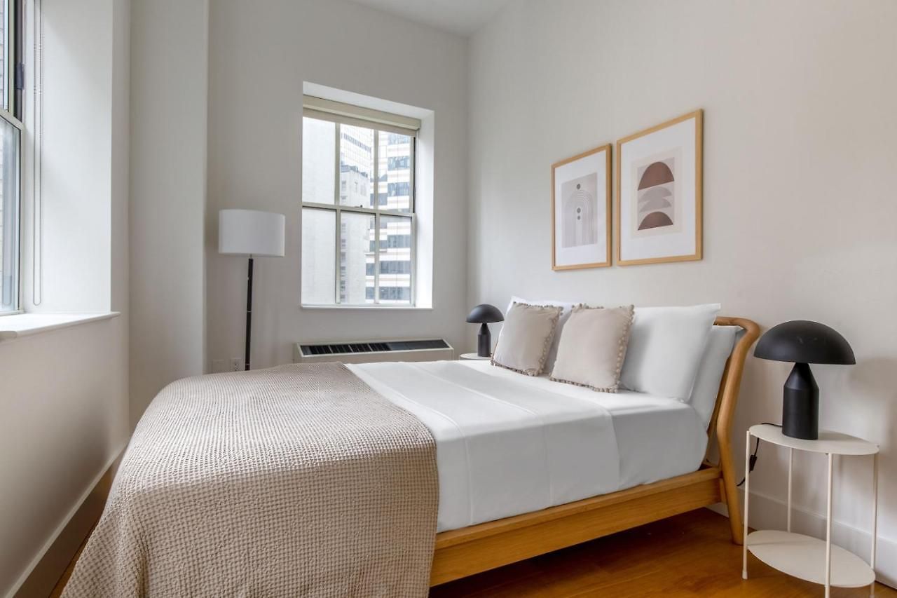 Apartment Fidi 1br W 3-story Gym Doorman Game Nyc-1339 *