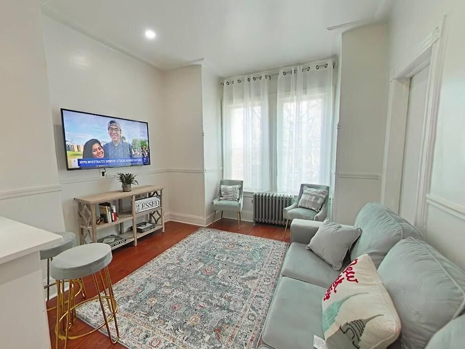 Elegant 3br Yankee Stadium Apartment