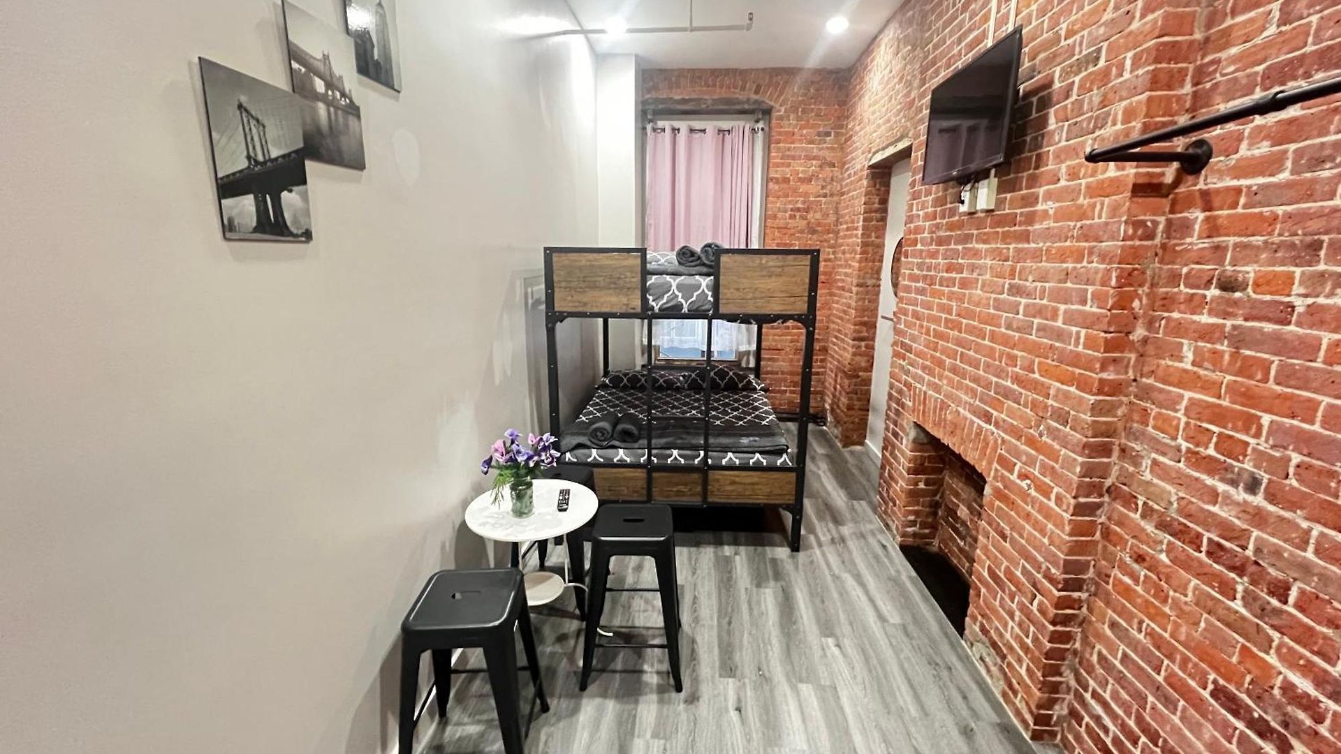 31 Street Broadway Apartment *