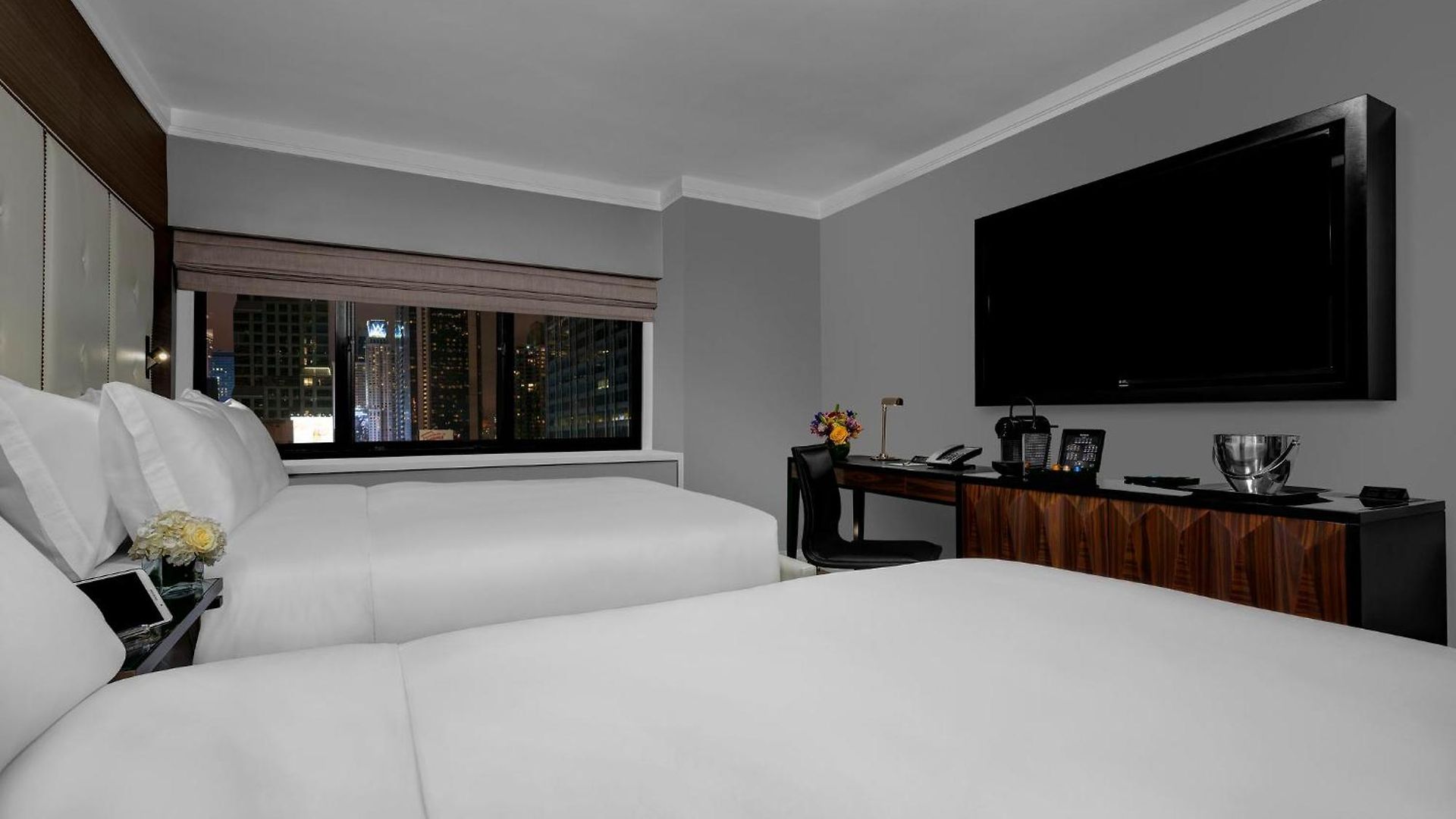 The Manhattan At Times Square 4*