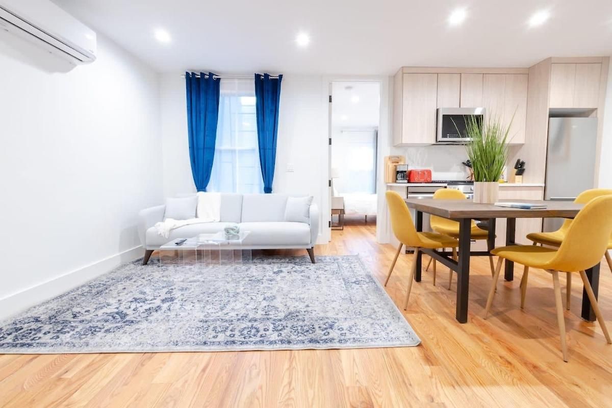 Apartment 323-1 Specious 2br Williamsburg New York