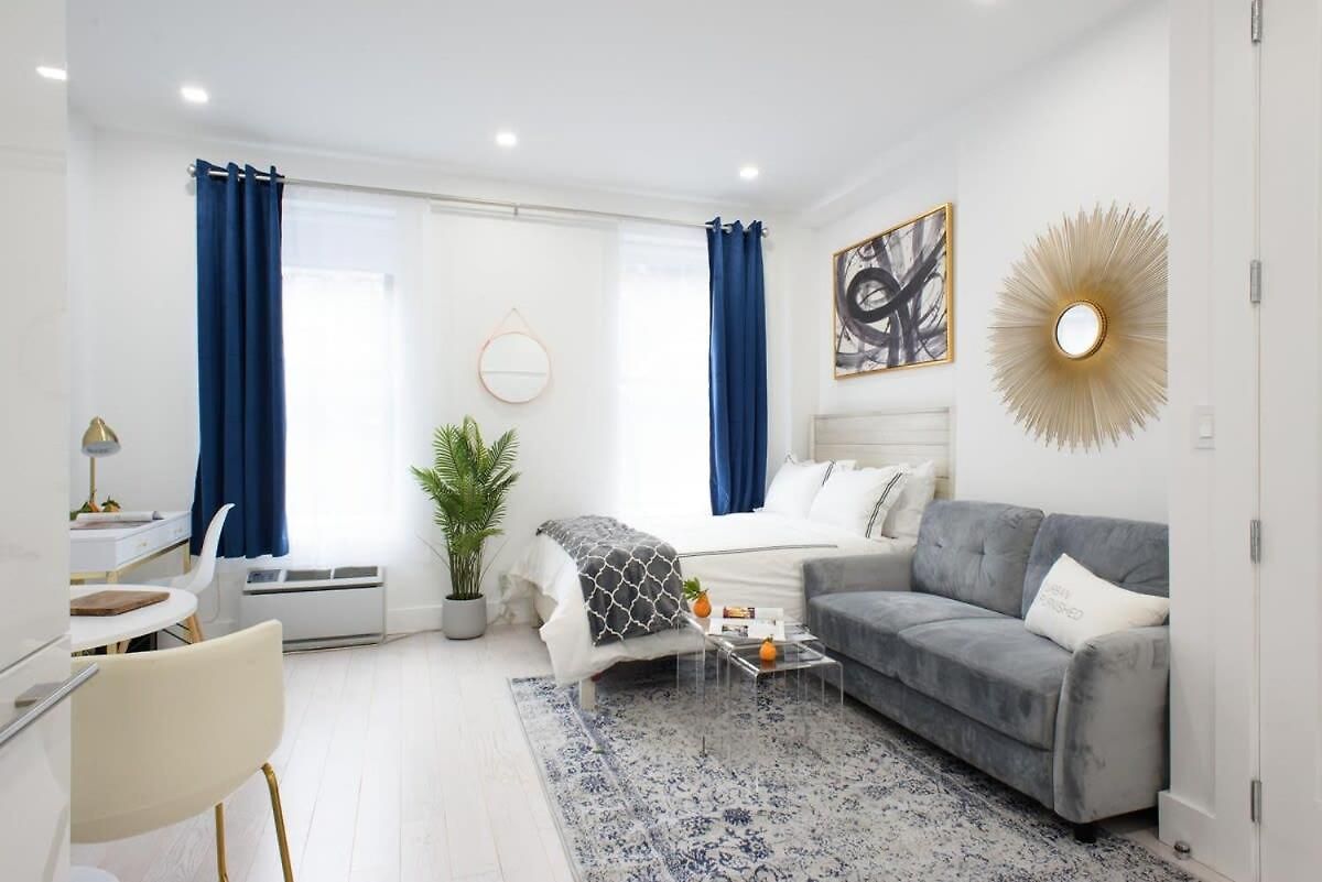 62-3a New Prime Ues W D In Unit Walk 2 C Park *