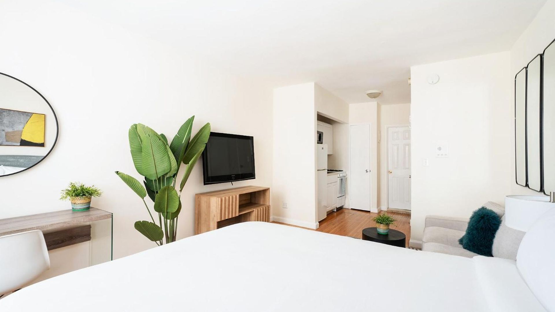 Apartment 338-3b Union Square Newly Reno Sleeps 3 *